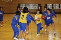 試合の様子　女子バスケットボール